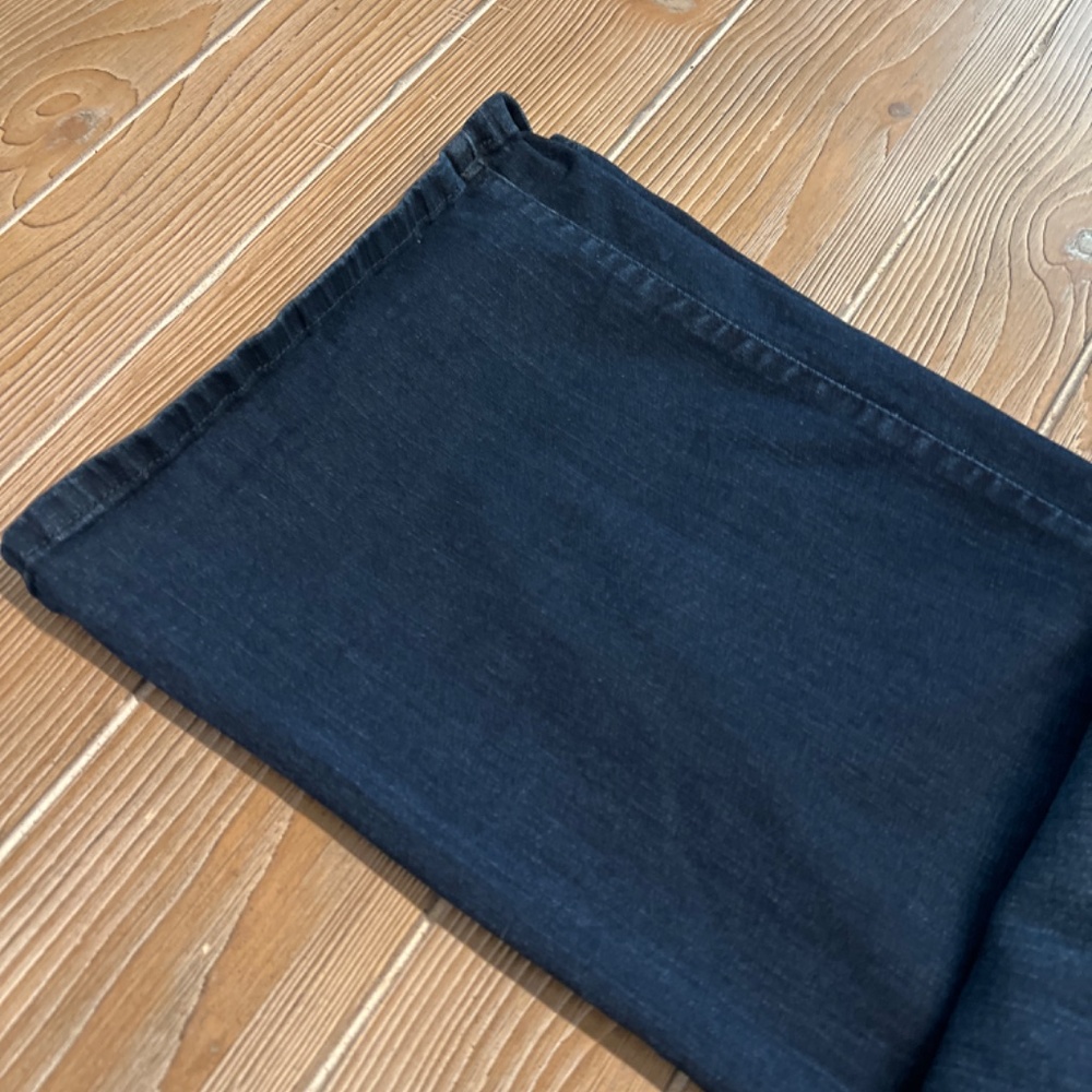 High Rise Bootcut - Picture 2 of 2